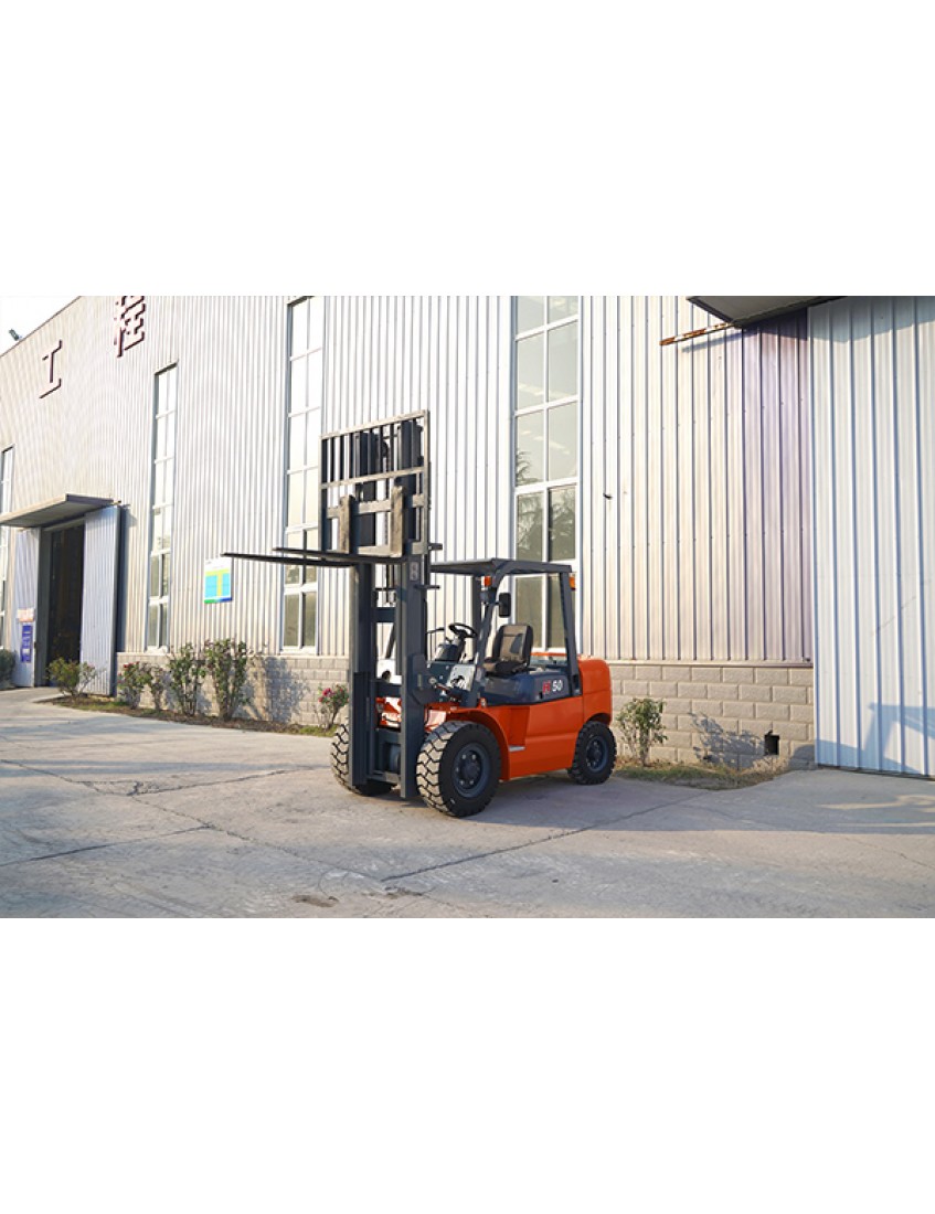 HW 5T Diesel Forklift