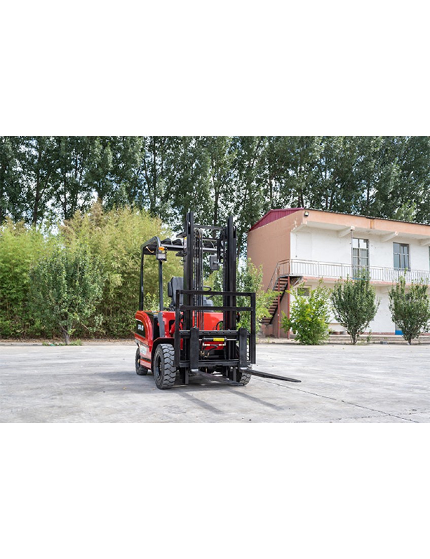 HW 2T Electric Forklift